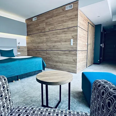 Limanova 3* Limanowa