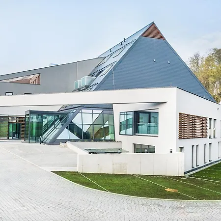 Limanova Hotel 3*