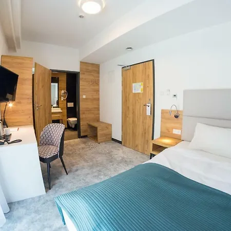 Limanova Hotel 3*